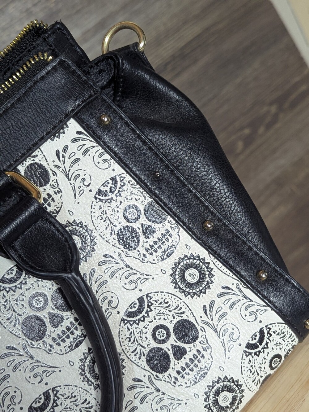 Loungefly Sugar Skull Black White Satchel Handbag - Picture 5 of 8